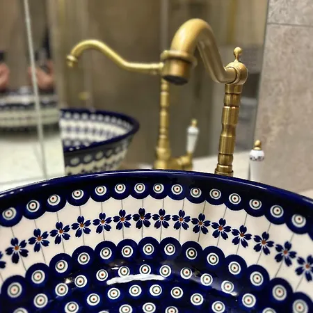 Pottery Town Center 公寓 博莱斯瓦维茨