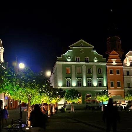 Lägenhet Pottery Town Center *
